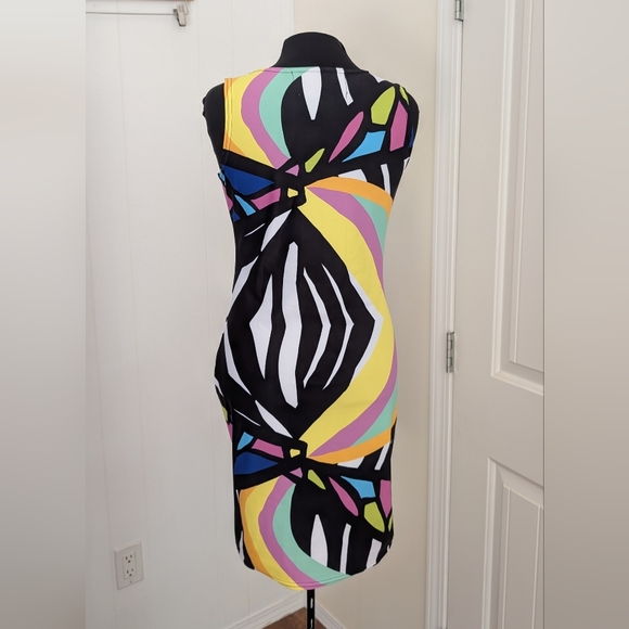 Colorful Geometric Dress - Picture 4 of 6